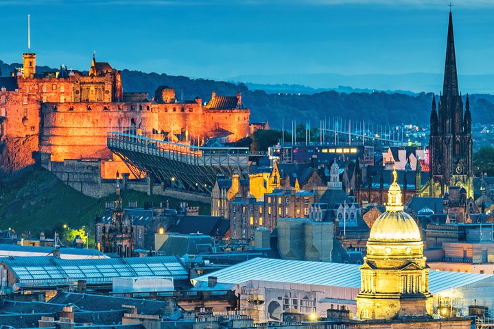 Edinburgh skyline