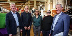 MP visit to SCRAP centre of reuse